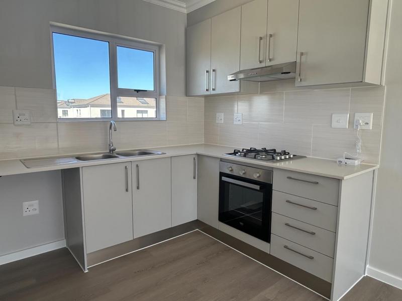 To Let 2 Bedroom Property for Rent in Sunningdale Western Cape